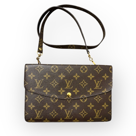 LOUIS VUITTON Rare Pre-1980s Monogram Double Rabat Pochette, Vintage - Picture 4 of 15